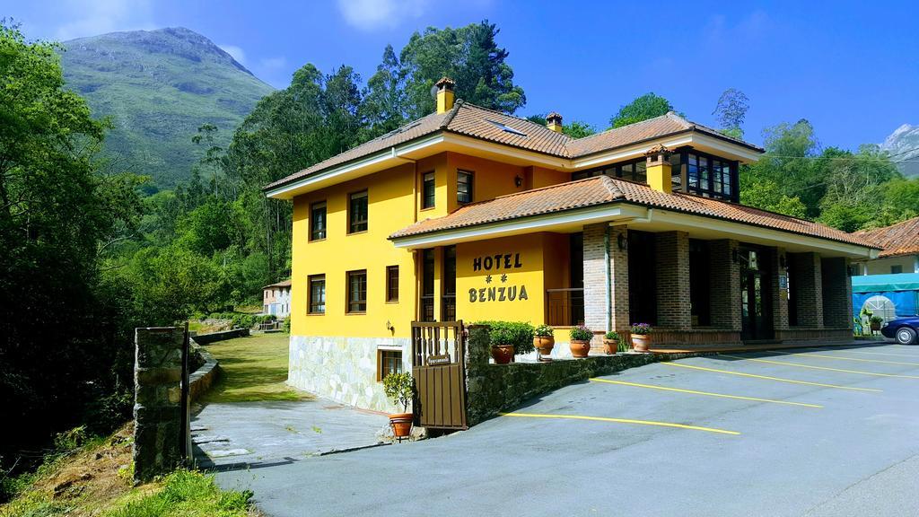 Hotel Benzua Villanueva de Ardisana Eksteriør bilde