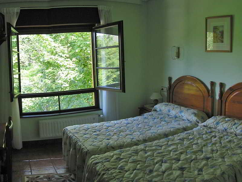 Hotel Benzua Villanueva de Ardisana Rom bilde
